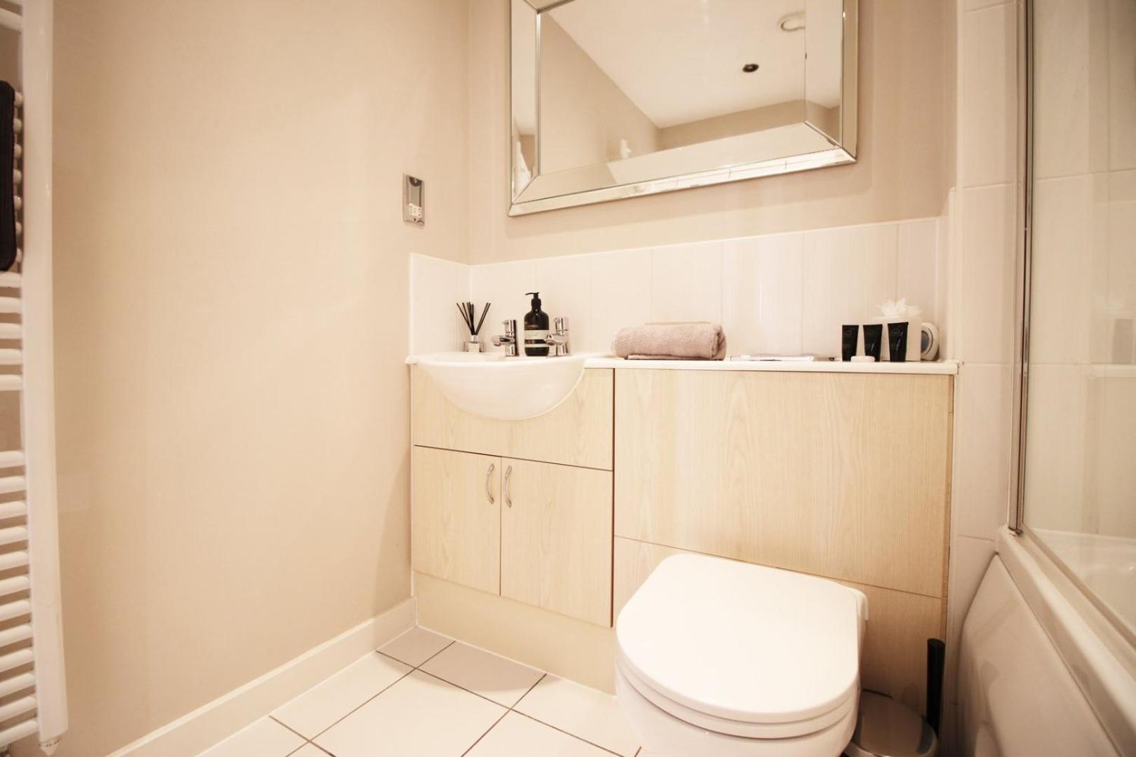 Perfect Getaway In Marina * Cardiff