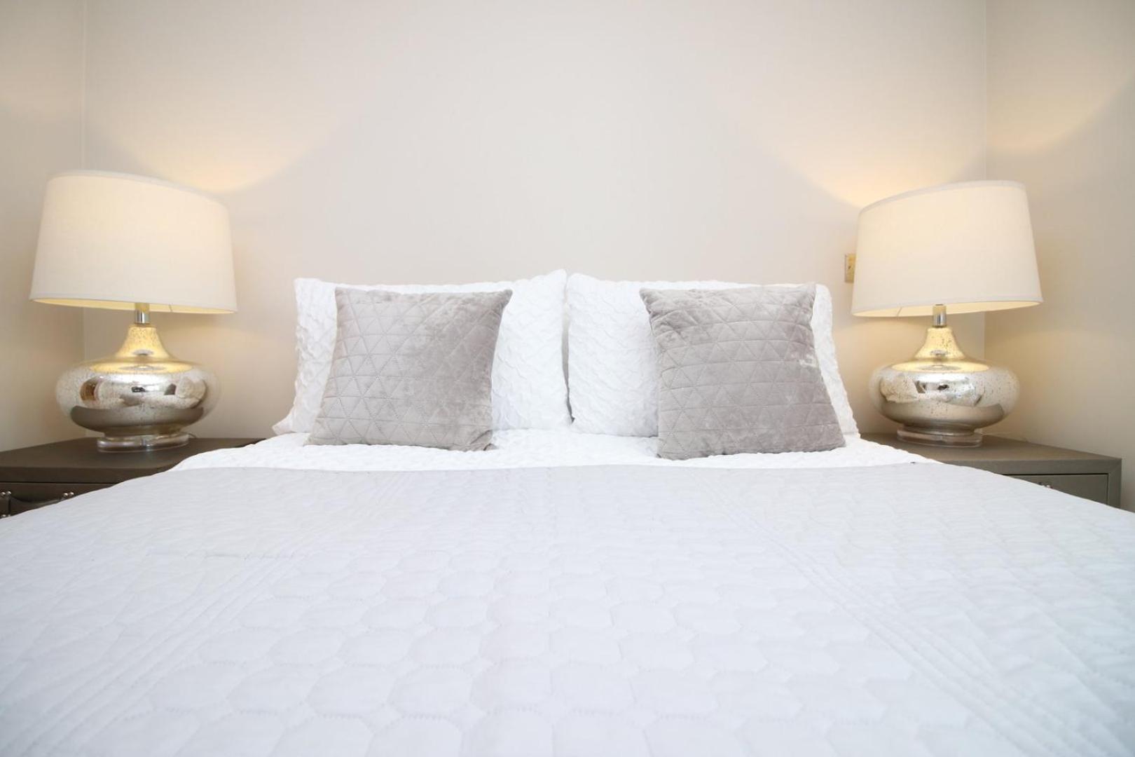 Perfect Getaway In Marina Apartment Cardiff